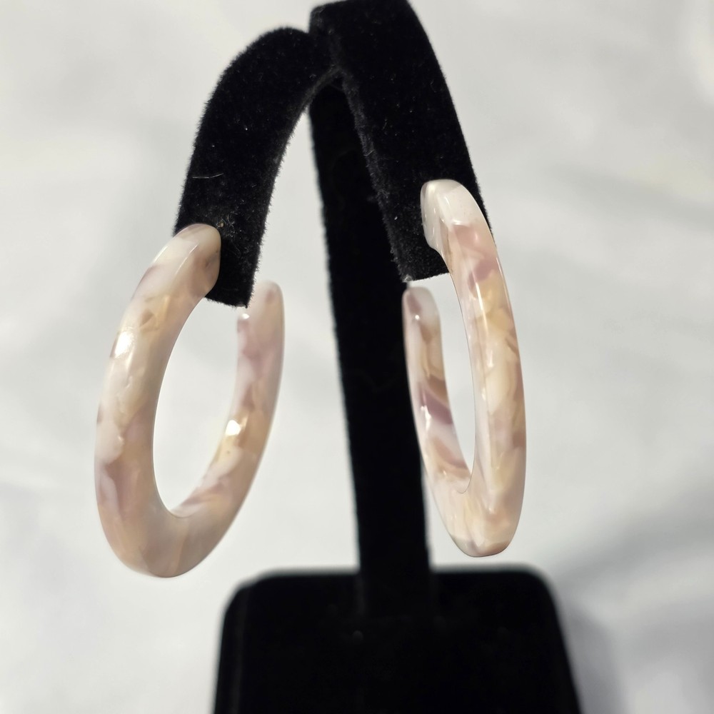 Acrylic Resin C-Shaped Hoop Earrings White and Lavender Polished Tortoise Shell