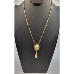 Rare Vintage 1928 Flower Cabochon Pendant Necklace Faux Pearl Barrel Clasp 18″