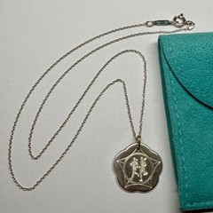 Tiffany 2008 Women Nike Marathon San Francisco Charm Pendant Silver 16”Necklace