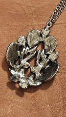 VNTG Silver Tone Faux Turquoise Cactus Prickly Pear 2″ Pendant 21″ Necklace