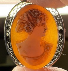 Vintage Cameo Carved Shell Portrait Of Lady Silver Filigree Brooch