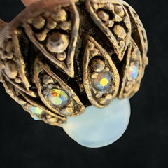 Vintage 🖤 DOME BALL Moonstone AB Rhinestone COCKTAIL STATEMENT Ring Adjustable