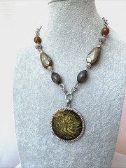 y2k 1990 Chicos 2000s Modernist Metal Jewelry VTG Goth Green Brown boho necklace