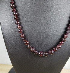 Vintage Genuine Almandine Garnet Small Bead Strand Choker Necklace Barrel Clasp