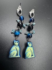 2.9″ Long Black Blue Agate Fluorite Cat Dangle Earrings