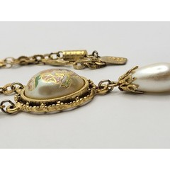 Rare Vintage 1928 Flower Cabochon Pendant Necklace Faux Pearl Barrel Clasp 18″
