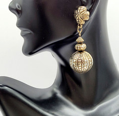 Four Leaf Clover Ornament Ball Drop Dangle Silver Tone Vintage Pierced Earrings