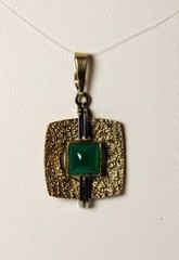 TEKA Studio 8K Yellow Gold Germany Agate Pendant Theodor Klotz 7/8″ – 6052
