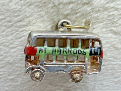 Vintage Get it at HARRODS enamel Doubledecker Bus Sterling Bracelet Charm 2.8g