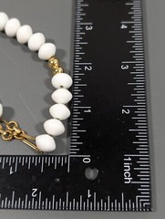 Vintage White Lucite Sattelite Bead Gold Tone Choker Neckalce MCM Retro 17 in