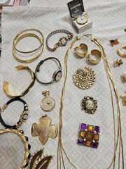 Wearable Jewelry mixed lot, Vintage And New