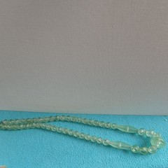 Vtg Translucent Green Lucite 30in Controlled Bubble Necklace