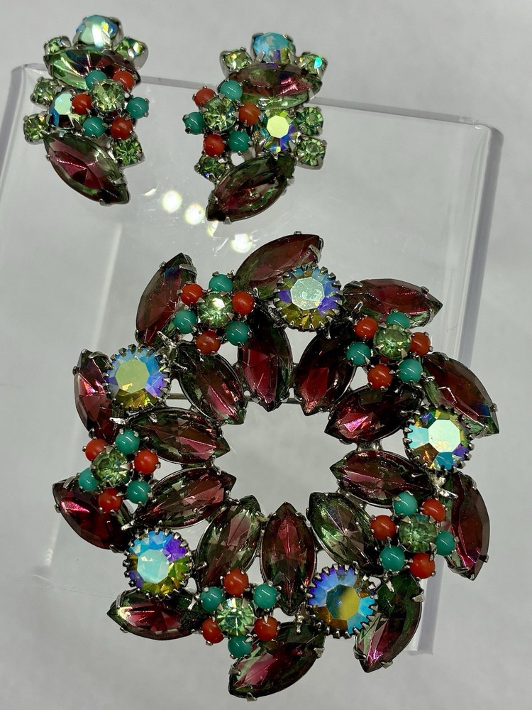 Juliana (DeLizza & Elster) Rare Brooch And Matching Clip On Earrings