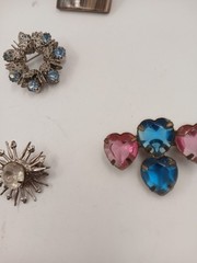 Nine Piece Lot of Vintage Jewelry Brooch Pin Brooches Rhinestone Gold Tone