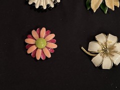 Vintage Enamel Flower Brooch Pin Lot 9pc 1960s 1970s Retro Mod Daisy Floral