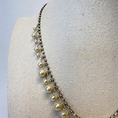 Rhinestone and Imitation Pearl Necklace Graduated Dangle Classic Old Money