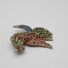 Vintage Pot Metal Brooch Large Bird Figural Pin Multicolor Rhinestones 2.6″
