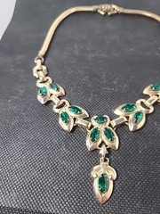 Vintage Signed McClelland Barclay 1940s 16″ Green Rhinestone Gold-Tone Necklace