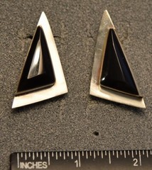 925 Sterling Silver & Onxy Right Triangular Clip on Earrings, TU-94 Mexico