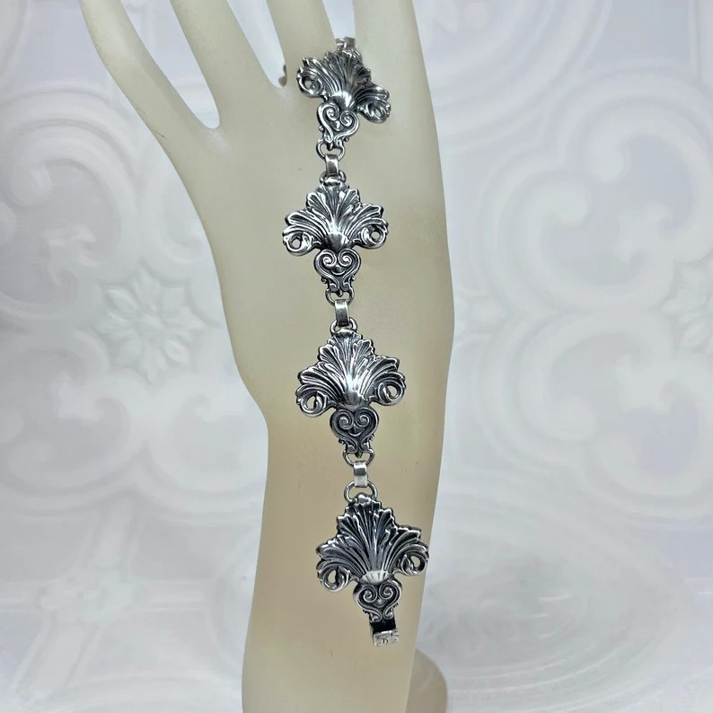 Antique Bracelet Peruzzi Renaissance Revival 800 Silver Gothic masterpiece Italy