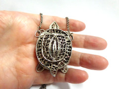 vintage silver filigree turtle hinged box necklace sz 36 in lg wgt 29.3 grams