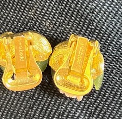 VTG Signed SWOBODA Genuine Carved Jade Coral Flower Brooch Pin Clip Earring Lot