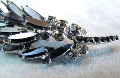 Vintage JULIANA D &E Book Piece Hematite Navette Leaf Pin Brooch