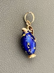 18K Yellow Gold Enamel Vase Pitcher Jug Pendant (F131)