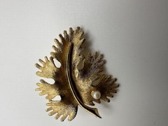Vintage Gold Leaf Faux Pearl Mid Century Modern Brooch 4.5cm BB15