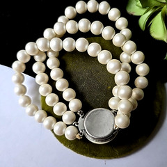 Vintage 70s Faux pearls 3 Strands Bracelet 7″ Wrist
