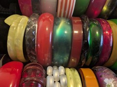 Lot Of 41 Vintage Plastic Bracelets! Lucite, Acrylic, Etc! Wow!