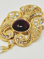 Vintage Signed Jeff Lieb Brooch Purple Cabochon Rhinestone Faux Pearl