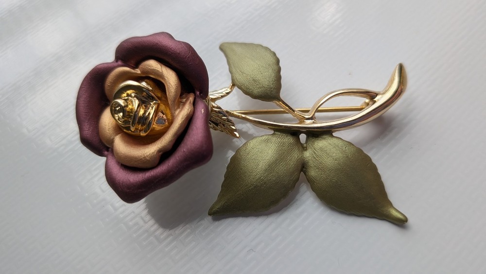 Vintage Enamel Rose Brooch Purple Blush Gold Tone Stem Leaf Flower Pin