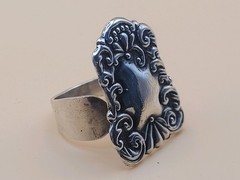 Vintage Sterling 925 Repousse Scrollwork Shield Panel Adjustable Ring Size 6.5