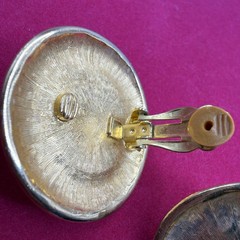 Vintage Carolee Large Faux Pearl Gold Tone Clip On Earrings SEE DESCRIPTION