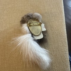 Vintage 80s Lady Face & Fur Hair Brooch Pin Glam