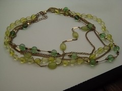 Rare Vintage Monet Glayer Peridot Emerald Green Glass Bead Bib Layers Necklace