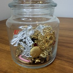 Lot of 28 NOS Mystery Brooches Danecraft AJC Unbranded Gold & Silver Tone