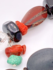 roxsann Red Coral Red Jasper Chalcedony Stone Black Beaded Necklace Vtg