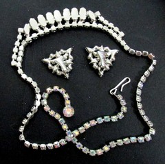 VTG DELICATE B DAVID AB RHINESTONE DECO 17″ NECKLACE EARRINGS 60s PRONG SET EXC