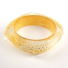 Charles Winston 24k Foil Lucite Bangle Bracelet 7.5″ Vintage
