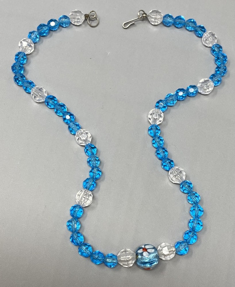 Glass Bead Necklace Blue Faceted Beads Flower Lampwork Center White Acrylic 21″