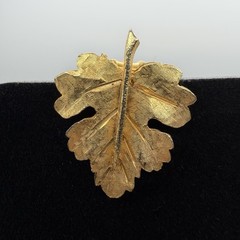 Vintage BSK Gold Tone Maple Leaf Clip On Earrings Signed Textured Leaf