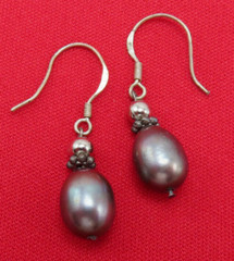 Vintage Sterling Silver Earrings Real Gray Pearl 1.25 inch Dangles 836b