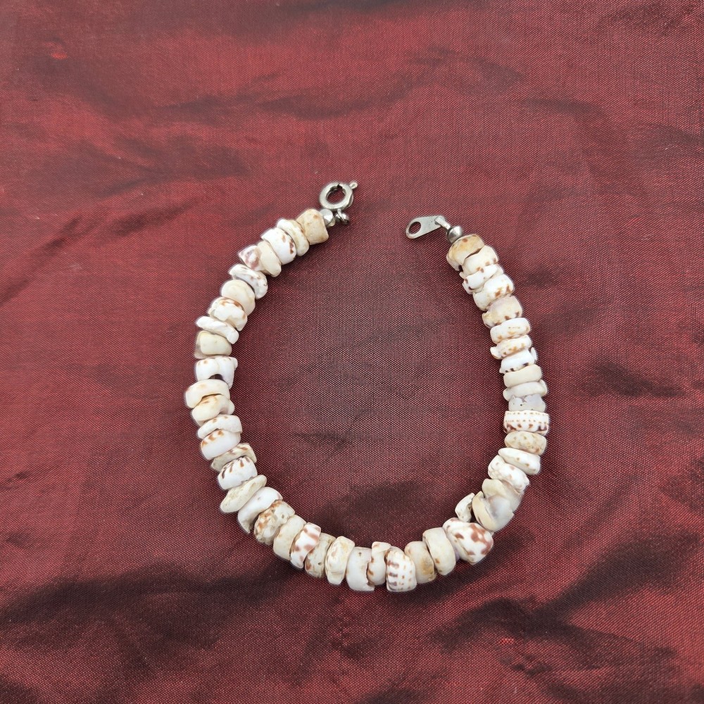 Vtg Tiger Puka Shell Bracelet 7.5″ Spring Ring Closure Weighs 0.5 oz.
