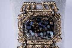 Vintage Ornate Link Bracelet Gold Tone Iridescent Hex Resin 5.25″ Art Deco