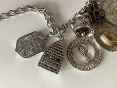 Vintage 1970’s Sara Coventry Charm Bracelet Bell Aquarius 2000 Club Religious