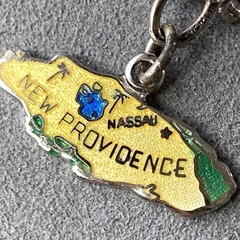 Vintage Sterling Silver Charm Bahamas Nassau Map Estate Jewelry Pre-Owned