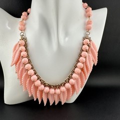 Vintage Pink Leaf Fringe Choker Necklace Carved Acrylic Beaded Chain Cha Cha