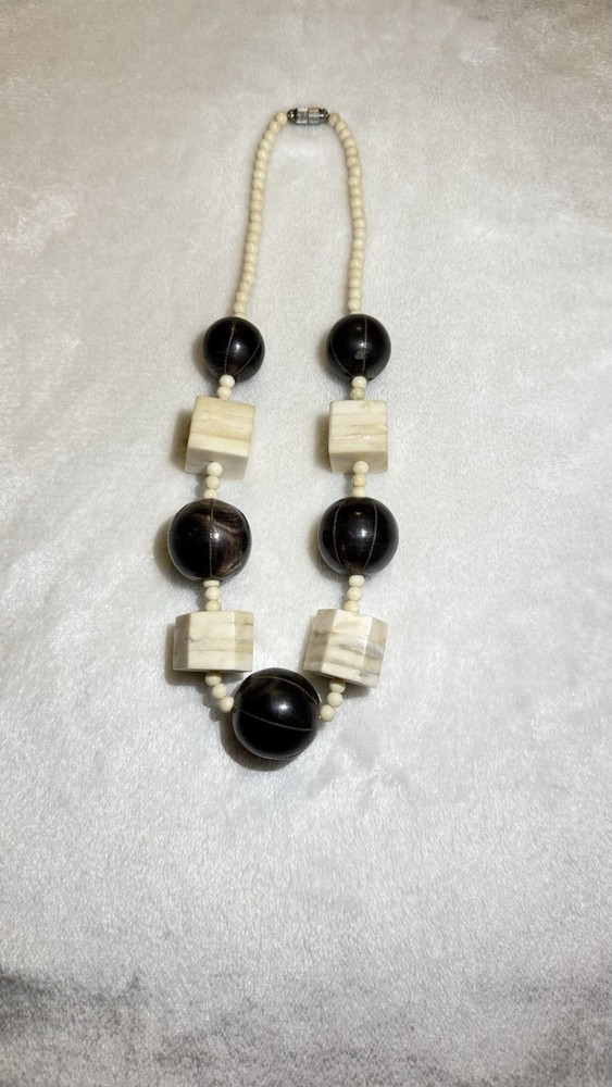 1Antique Cow Horn And Cow Bone Necklace 18.7 inch